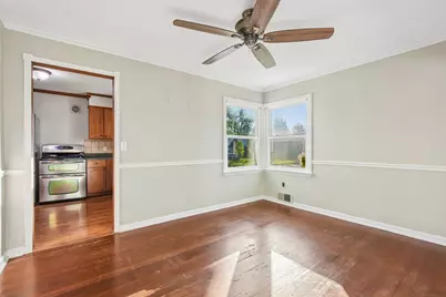 627 N Lincoln Avenue, Geneva, IL 60134 - Photo 6