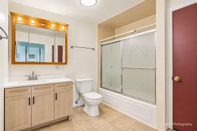 8A E Dundee Quarter Drive #207, Palatine, IL 60074 - Photo 16