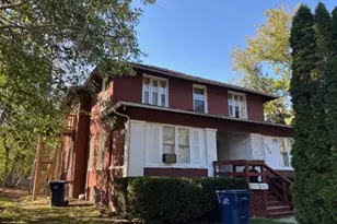720 Wadsworth Ave, Waukegan, IL 60085 - Photo 1