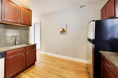 2450 N Lawndale Avenue #1, Chicago, IL 60647 - Photo 10