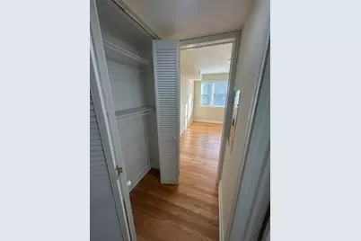 2636 W Foster Avenue #202, Chicago, IL 60625 - Photo 8