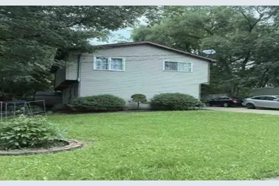 102 S Channel Drive, Round Lake Beach, IL 60073 - Photo 2