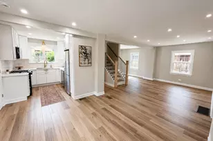 4216 Elm St, Downers Grove, IL 60515 - Photo 2