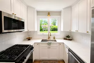 4216 Elm St, Downers Grove, IL 60515 - Photo 6
