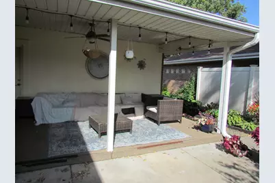 1419 E Lincoln Avenue, Des Plaines, IL 60018 - Photo 30