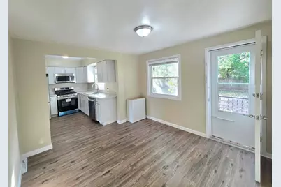 313 Renrose Avenue, Loves Park, IL 61111 - Photo 6