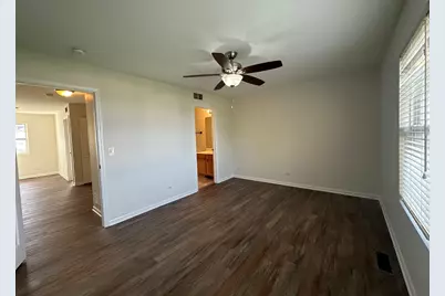2287 Flagstone Lane, Carpentersville, IL 60110 - Photo 12