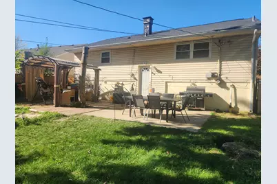 413 E Fullerton Avenue, Glendale Heights, IL 60139 - Photo 14
