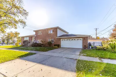 8000 N Oketo Avenue, Niles, IL 60714 - Photo 2