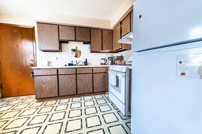 6249 N Northwest Highway #3N, Norwood Park, IL 60631 - Photo 4