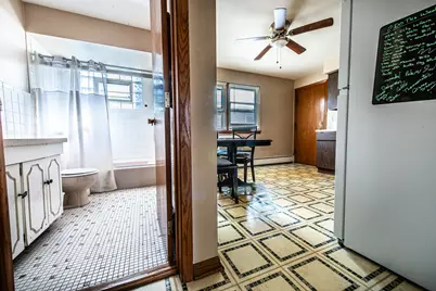 6249 N Northwest Highway #3N, Norwood Park, IL 60631 - Photo 8