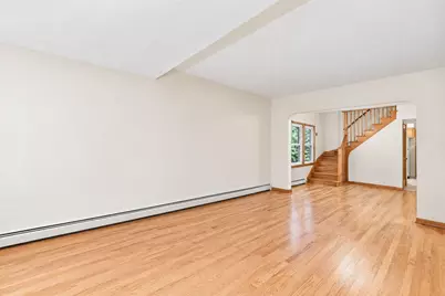 2226 N 74th Avenue, Elmwood Park, IL 60707 - Photo 4