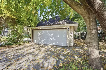 523 E Elmwood Avenue, West Chicago, IL 60185 - Photo 34