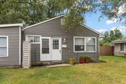 1914 Innercircle Drive, Crest Hill, IL 60403 - Photo 2