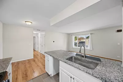 1256 Cove Drive #220D, Prospect Heights, IL 60070 - Photo 12