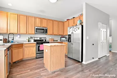 1693 W Turtle Creek Lane, Round Lake, IL 60073 - Photo 12
