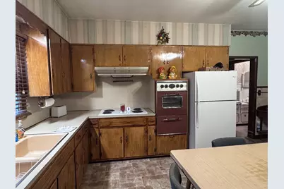 102 S 4th Avenue, Streator, IL 61364 - Photo 6