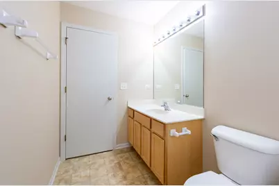 427 Silverstone Drive #427, Carpentersville, IL 60110 - Photo 16