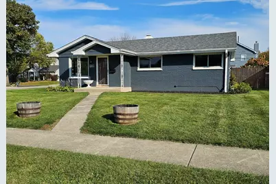 418 Brown Street, Wauconda, IL 60084 - Photo 2