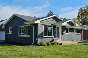418 Brown St, Wauconda, IL 60084 - Photo 1