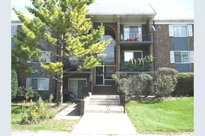 1503 N Windsor Drive #302, Arlington Heights, IL 60004 - Photo 1