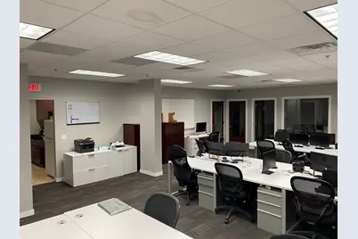 [Address not provided], Buffalo Grove, IL 60089 - Photo 18