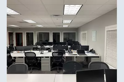 [Address not provided], Buffalo Grove, IL 60089 - Photo 16