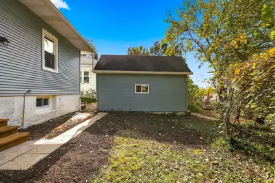 616 Raymond Street, Elgin, IL 60120 - Photo 36