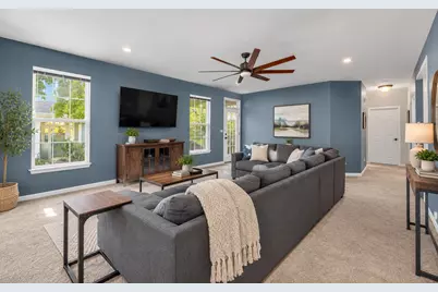 412 King Avenue, East Dundee, IL 60118 - Photo 2