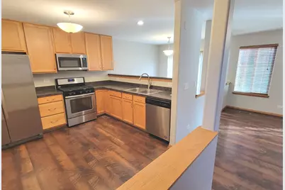 32457 N Rushmore Avenue, Lakemoor, IL 60051 - Photo 6
