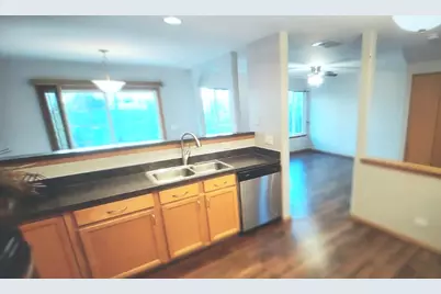 32457 N Rushmore Avenue, Lakemoor, IL 60051 - Photo 8