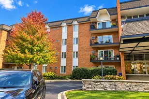 4221 Saratoga Ave, Downers Grove, IL 60515 - Photo 2