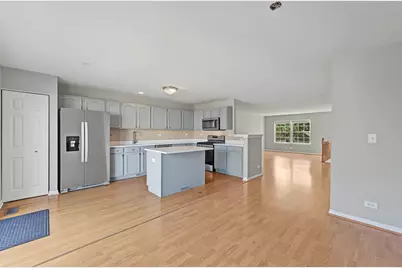 882 S Insignia Court, Palatine, IL 60067 - Photo 8