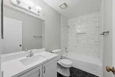 122 Golfview Drive #NA, Glendale Heights, IL 60139 - Photo 24