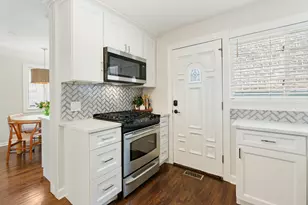 428 W Wellington Ave, Chicago, IL 60657 - Photo 10
