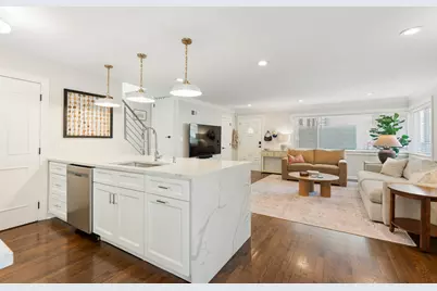 428 W Wellington Avenue #B, Chicago, IL 60657 - Photo 8