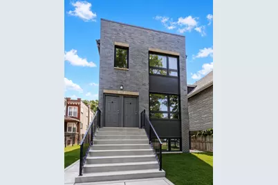 1127 N Parkside Avenue, Chicago, IL 60651 - Photo 1