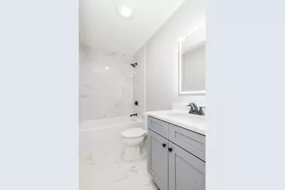 1127 N Parkside Avenue, Chicago, IL 60651 - Photo 24