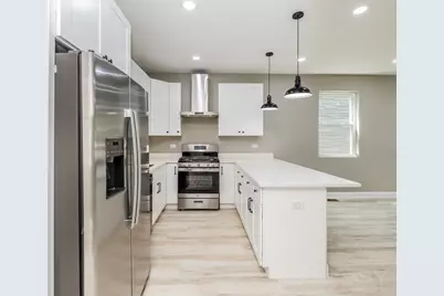 1127 N Parkside Avenue, Chicago, IL 60651 - Photo 6