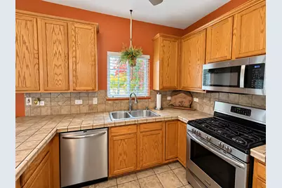11 Monarch Drive, Streamwood, IL 60107 - Photo 12