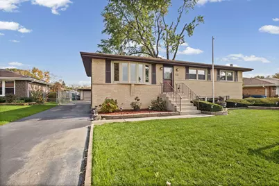 10613 S Terry Drive, Palos Hills, IL 60465 - Photo 2