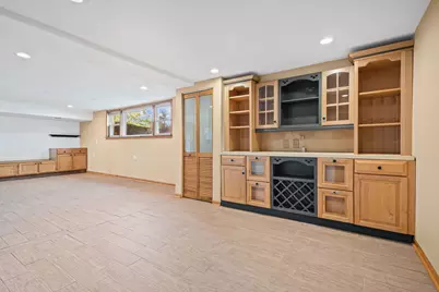 10613 S Terry Drive, Palos Hills, IL 60465 - Photo 6