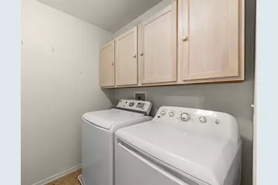 30405 Fowler Circle, Warrenville, IL 60555 - Photo 16