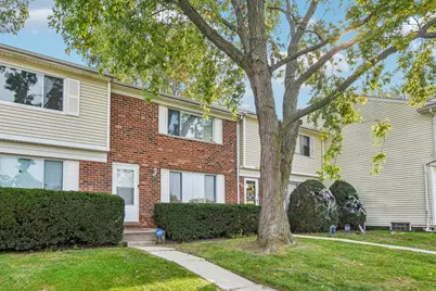 433 Salem Square #6, Bolingbrook, IL 60440 - Photo 2