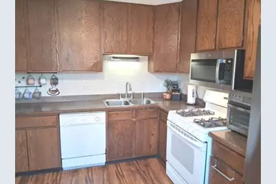 2311 Bluebird Lane, Rolling Meadows, IL 60008 - Photo 10