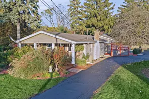 5807 Fairmount Ave, Downers Grove, IL 60516 - Photo 1