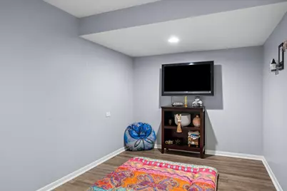 1675 Eastwood Avenue, Highland Park, IL 60035 - Photo 42
