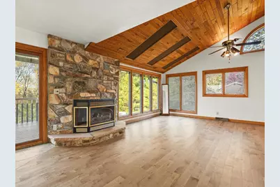 690 Valley Forge Trail, Rockton, IL 61072 - Photo 26