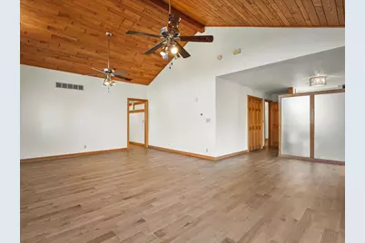 690 Valley Forge Trail, Rockton, IL 61072 - Photo 30