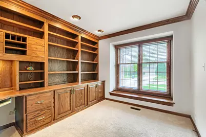 3930 Bernay Lane, Hoffman Estates, IL 60192 - Photo 34
